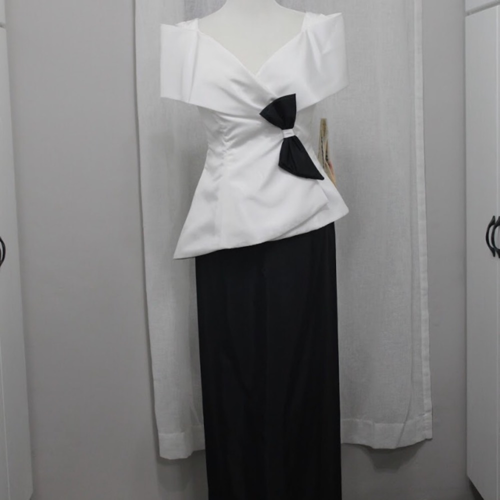 Vintage Brides Magazine 2 piece dress w/ Union tag